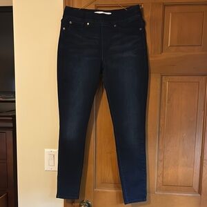 Signature by Levi Strauss Women's Navy Skinny Jeans